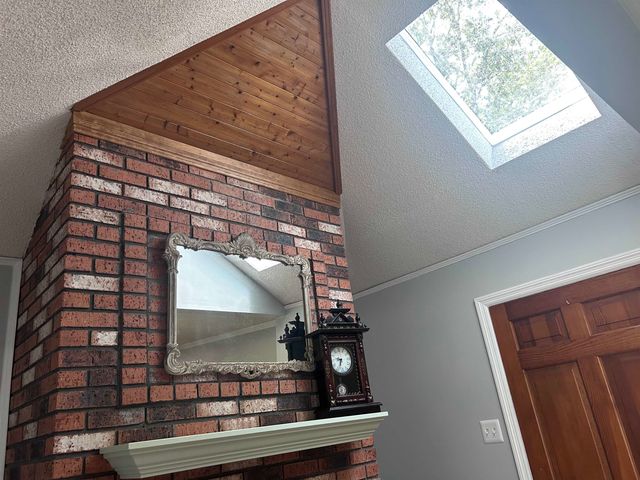 1227 COLONIAL RD, Memphis, TN 38117