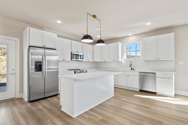 101 Sea Ray Cove, Hot Springs, AR 71901