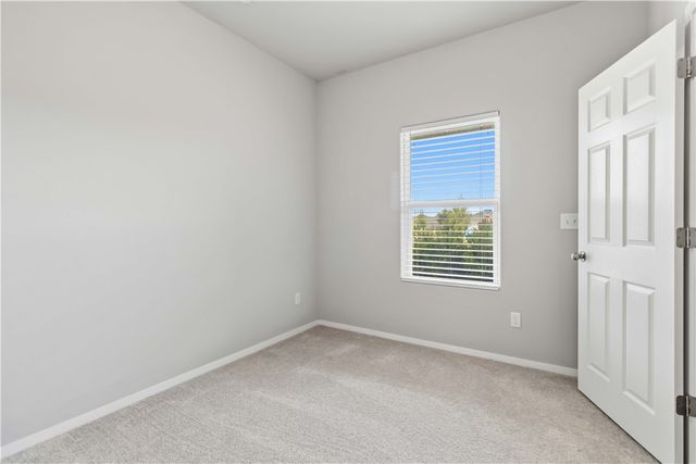 4600 W Hoover Loop, Fayetteville, AR 72704