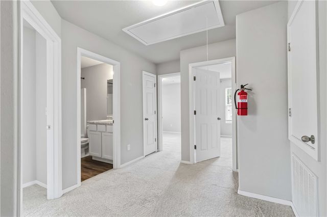 4600 W Hoover Loop, Fayetteville, AR 72704