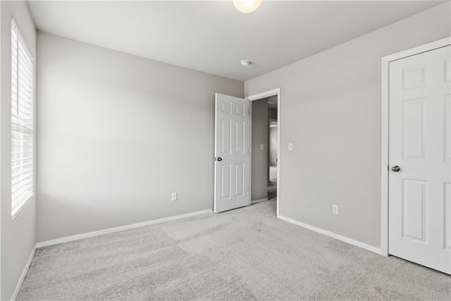 4600 W Hoover Loop, Fayetteville, AR 72704