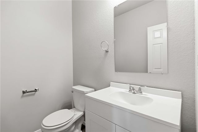 4600 W Hoover Loop, Fayetteville, AR 72704