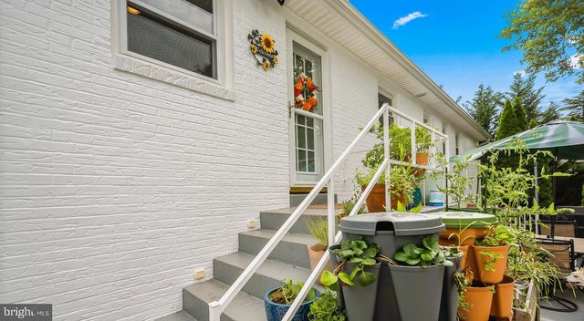 13514 FLORIS ST, Herndon, VA 20171