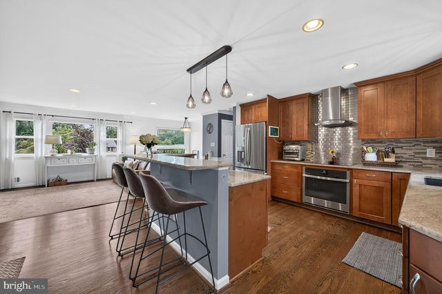13514 FLORIS ST, Herndon, VA 20171