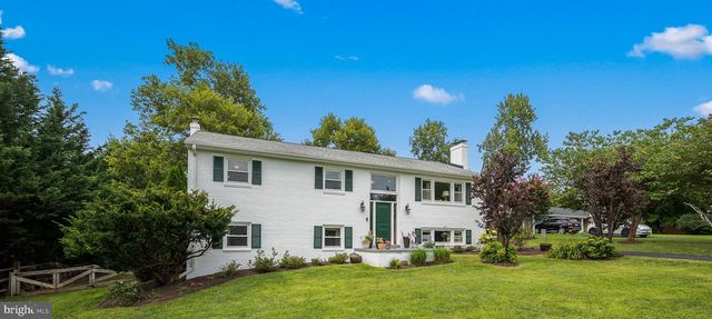 13514 FLORIS ST, Herndon, VA 20171