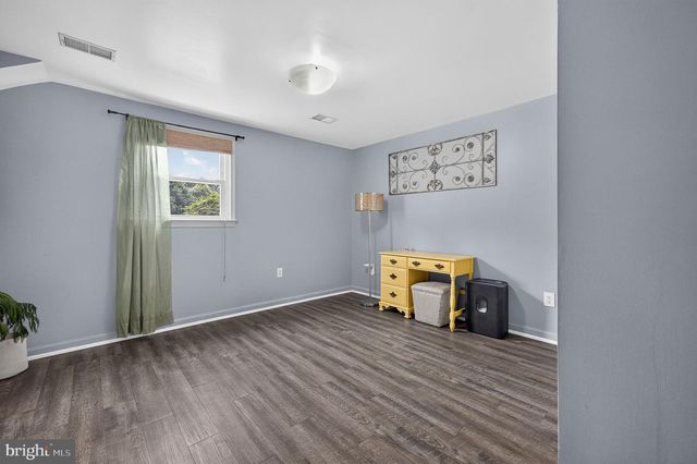 13514 FLORIS ST, Herndon, VA 20171