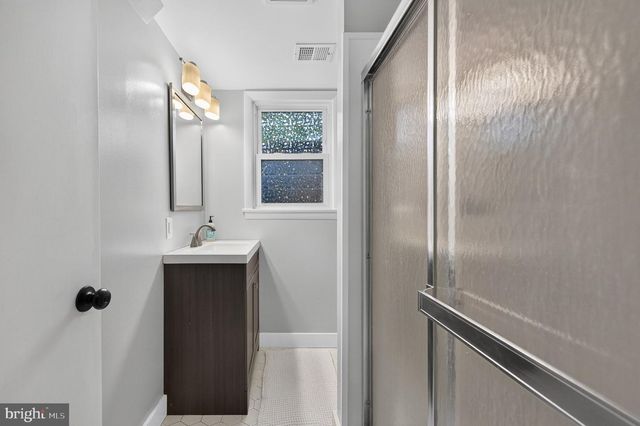 13514 FLORIS ST, Herndon, VA 20171