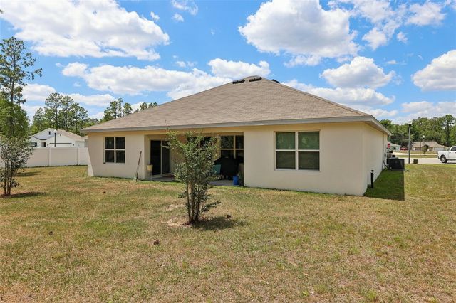 18 HICKORY COURSE DRIVE, Ocala, FL 34472