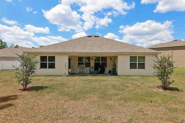 18 HICKORY COURSE DRIVE, Ocala, FL 34472