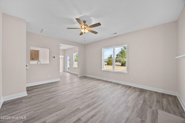 105 Dallas Drive, Beulaville, NC 28518