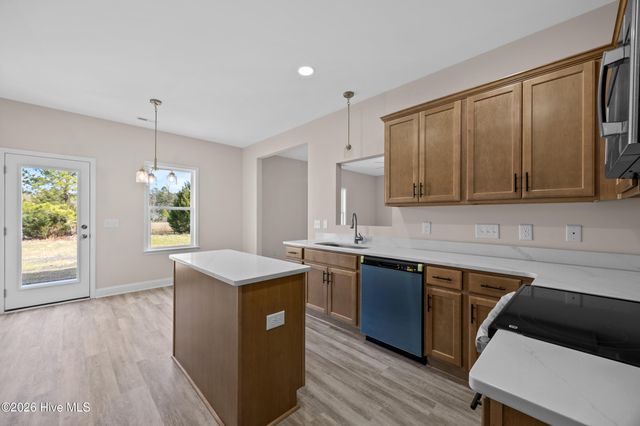 105 Dallas Drive, Beulaville, NC 28518