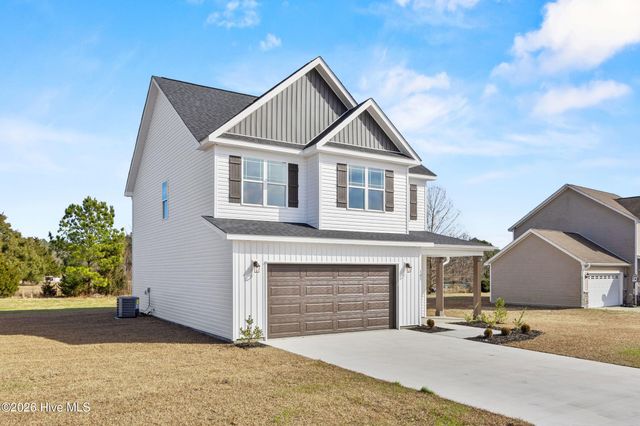 105 Dallas Drive, Beulaville, NC 28518