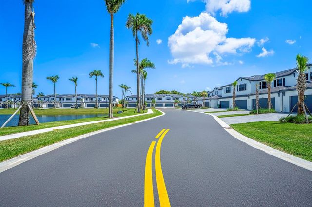 3024 Green Palm Court 5838, Dania Beach, FL 33312