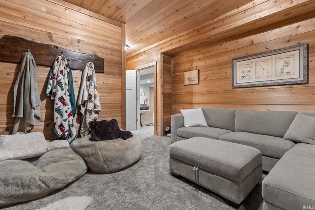 51590 Salem Meadows Drive, Granger, IN 46530