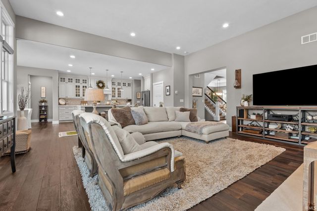 51590 Salem Meadows Drive, Granger, IN 46530