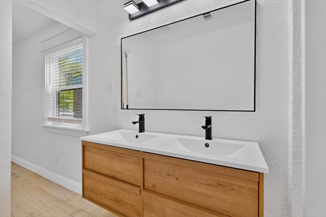 3120 Caribbean Drive, Mesquite, TX 75150