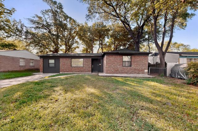 3120 Caribbean Drive, Mesquite, TX 75150