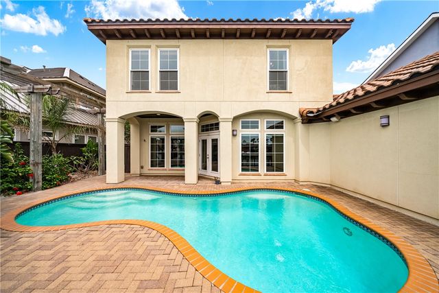 13825 Captains Row, Corpus Christi, TX 78418