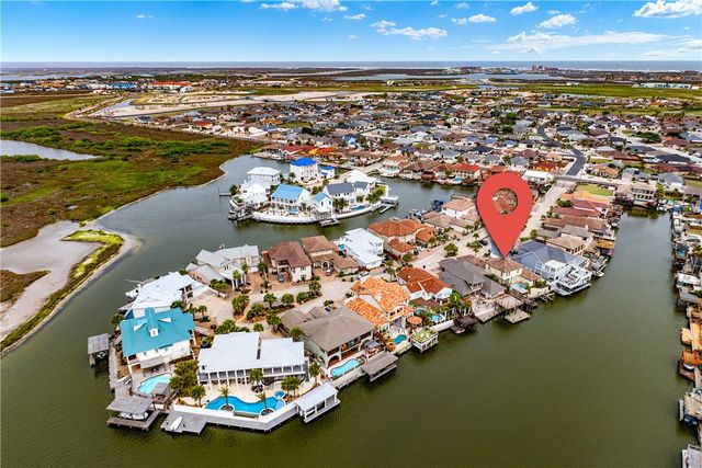 13825 Captains Row, Corpus Christi, TX 78418