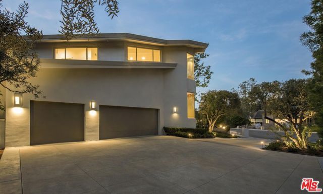 3833 Hayvenhurst Drive, Encino (los Angeles), CA 91436