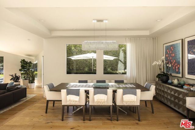 3833 Hayvenhurst Drive, Encino (los Angeles), CA 91436