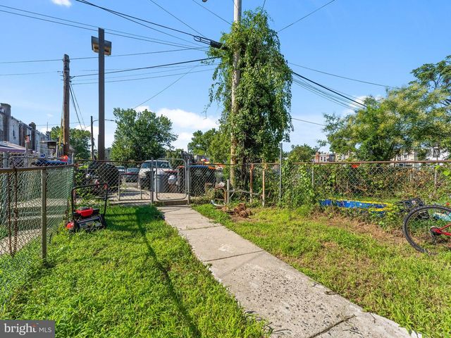 1226 W 9TH ST, Chester, PA 19013