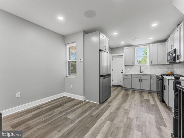 1226 W 9TH ST, Chester, PA 19013