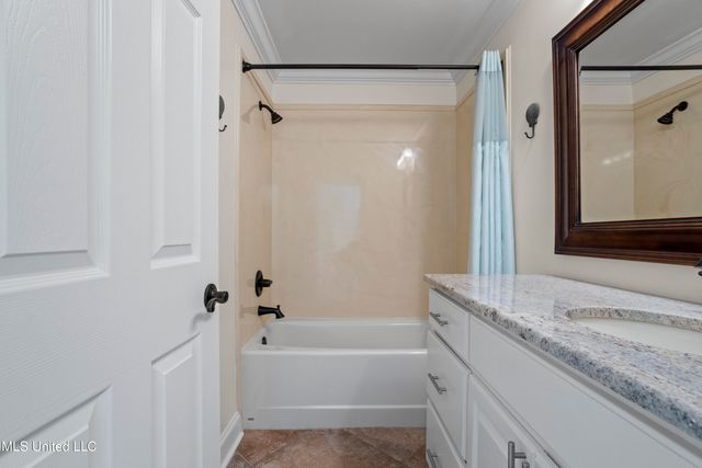 1016 Beach Boulevard, Biloxi, MS 39530