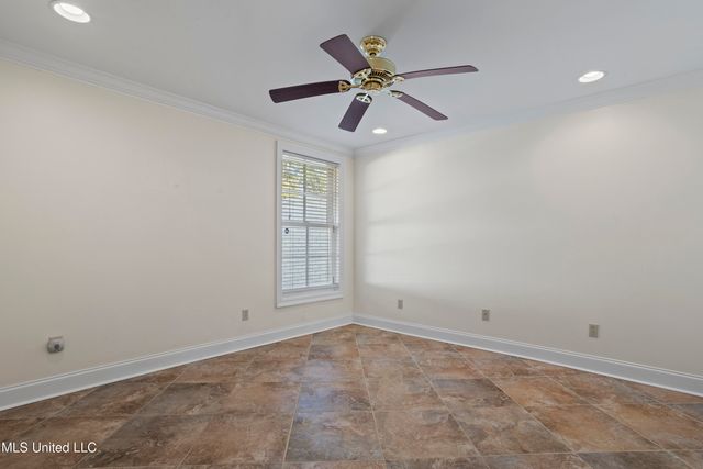 1016 Beach Boulevard, Biloxi, MS 39530