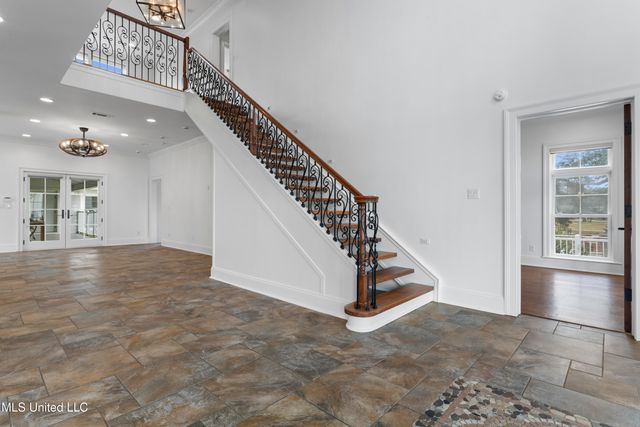 1016 Beach Boulevard, Biloxi, MS 39530