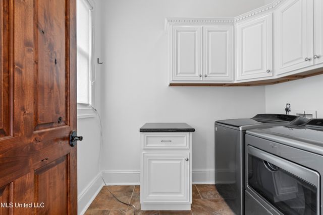 1016 Beach Boulevard, Biloxi, MS 39530