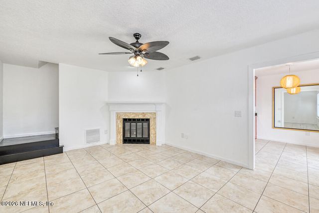 791 ASSISI Lane 1611, Jacksonville, FL 32233
