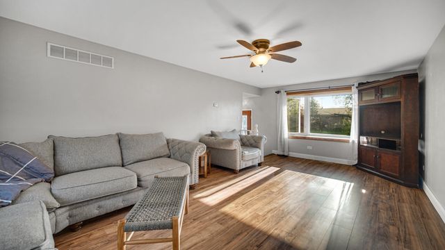 8719 Linden Avenue, Munster, IN 46321