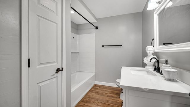 8719 Linden Avenue, Munster, IN 46321