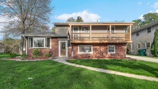 8719 Linden Avenue, Munster, IN 46321