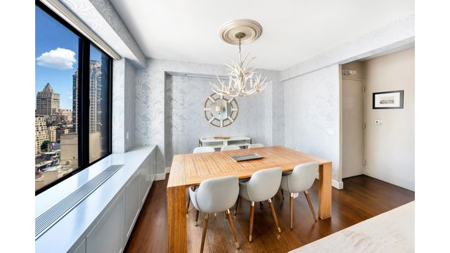 309 E 49th St Ph 1, New York City, NY 10017