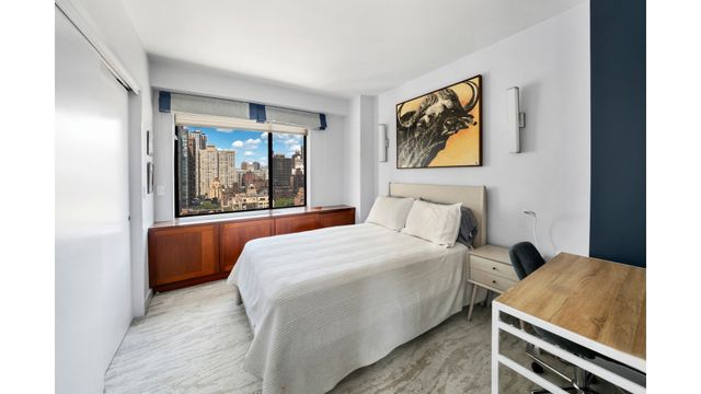 309 E 49th St Ph 1, New York City, NY 10017