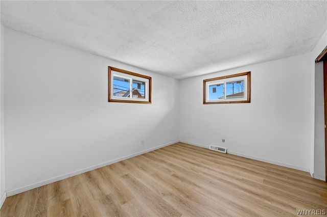 208 Poinciana Pkwy, Cheektowaga, NY 14225