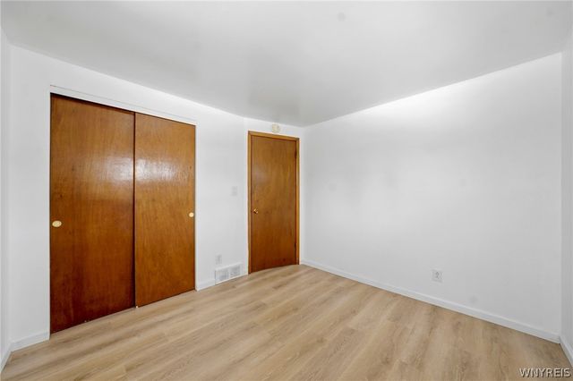 208 Poinciana Pkwy, Cheektowaga, NY 14225