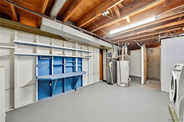 208 Poinciana Pkwy, Cheektowaga, NY 14225