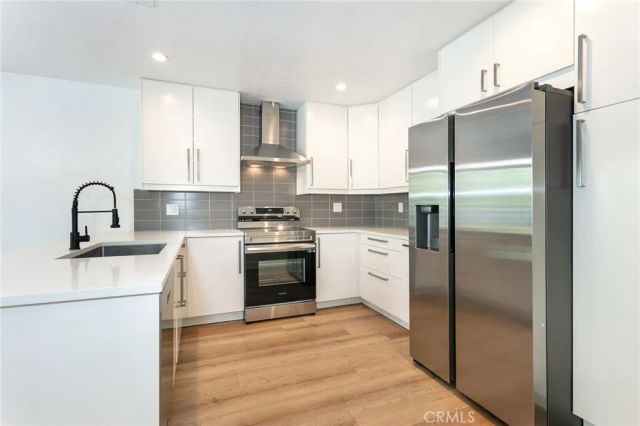 29725 Windsong, Agoura Hills, CA 91301