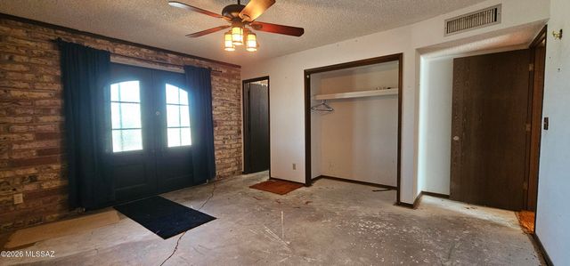 4441 N Sanders Road, Tucson, AZ 85743
