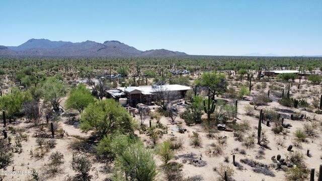 4441 N Sanders Road, Tucson, AZ 85743