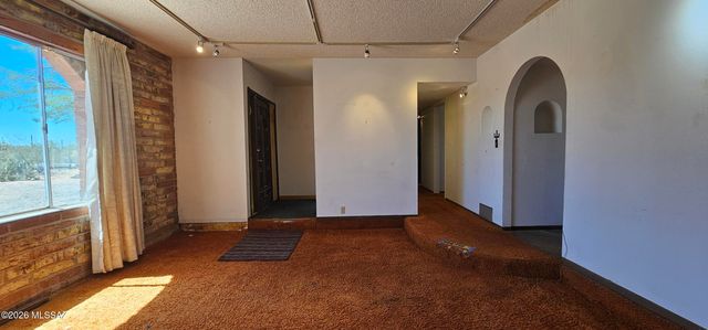 4441 N Sanders Road, Tucson, AZ 85743