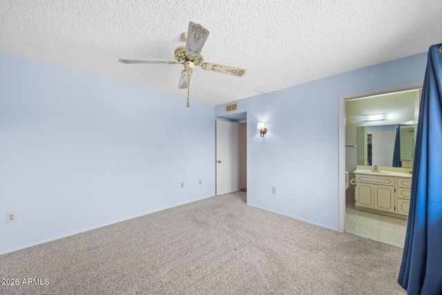 21007 N SUNGLOW Drive, Sun City West, AZ 85375