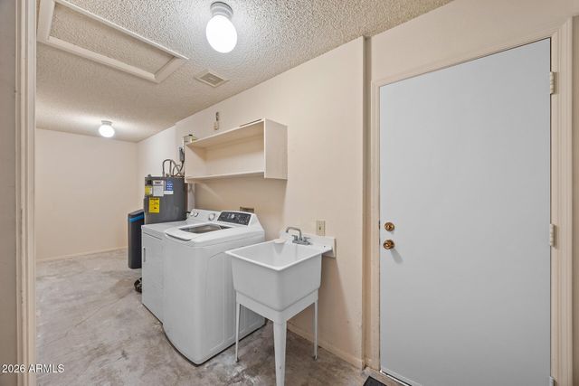 21007 N SUNGLOW Drive, Sun City West, AZ 85375