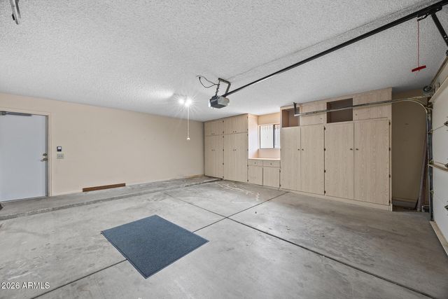 21007 N SUNGLOW Drive, Sun City West, AZ 85375