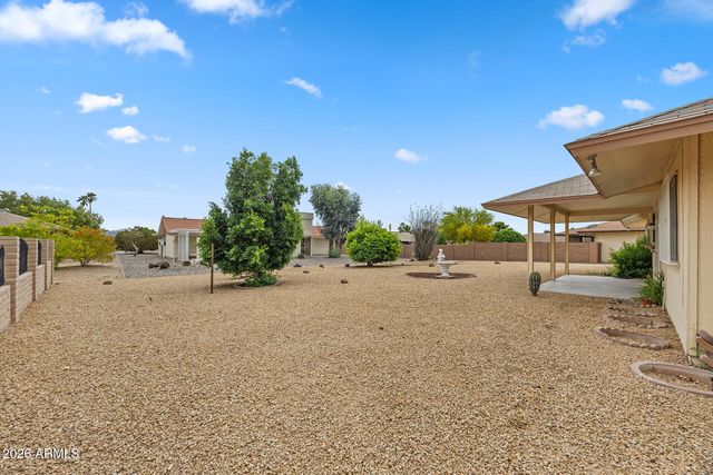 21007 N SUNGLOW Drive, Sun City West, AZ 85375