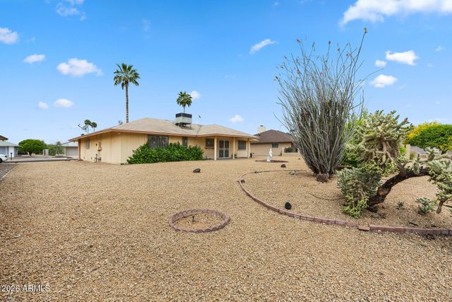 21007 N SUNGLOW Drive, Sun City West, AZ 85375