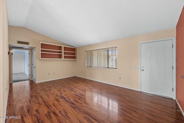 21007 N SUNGLOW Drive, Sun City West, AZ 85375